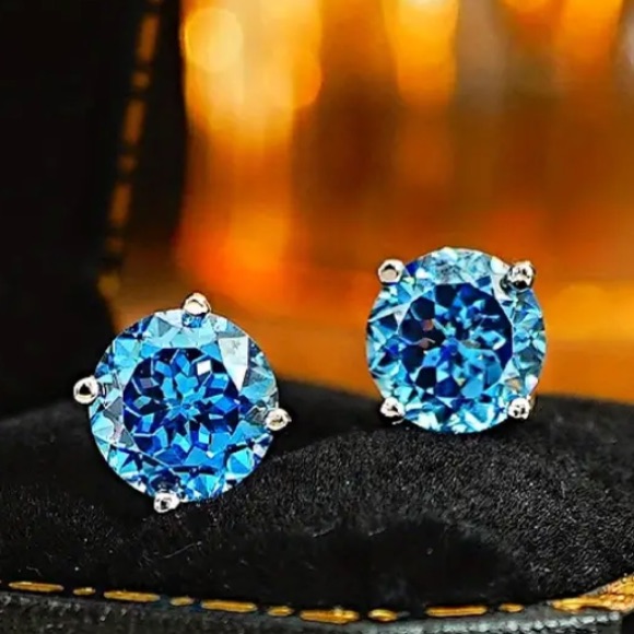 Elegant 925 Blue Moissanite Gemstone Stud Earrings 2 Cts 85$